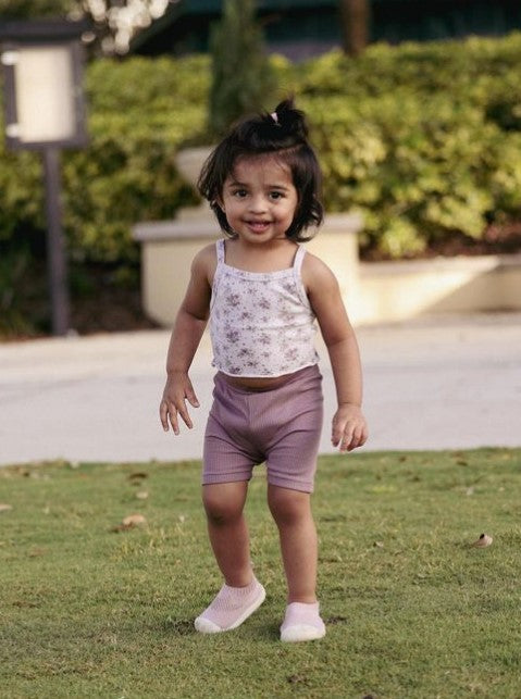Decoding the First Steps: Finding the Best Shoes for Infants