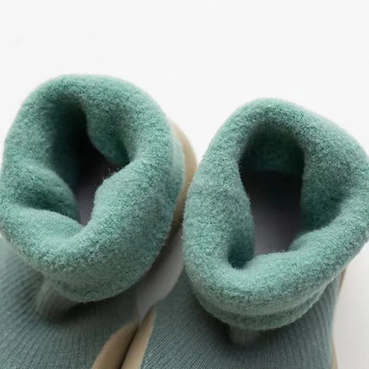 ToddleSocks™ - Nuzzle